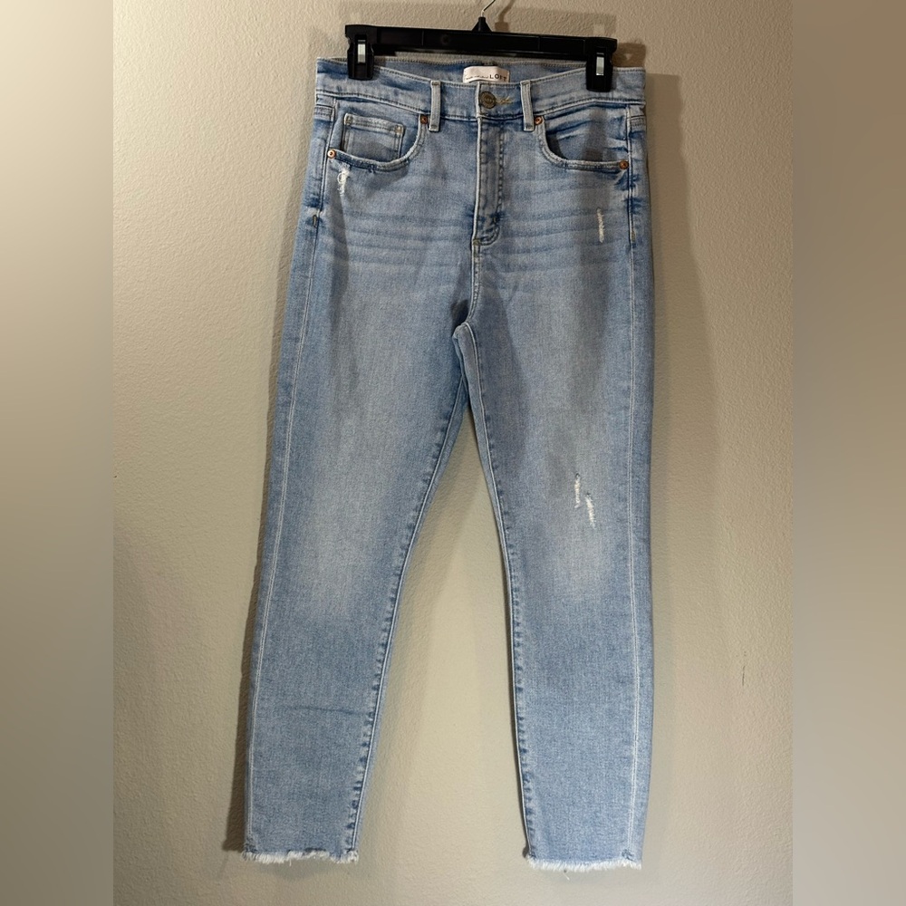 LOFT Light Wash Skinny Jeans
